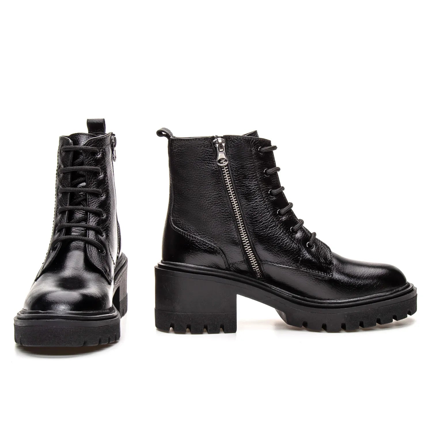 Bota Valora Feminina Cano Curto Tratorada Preta - 3750
