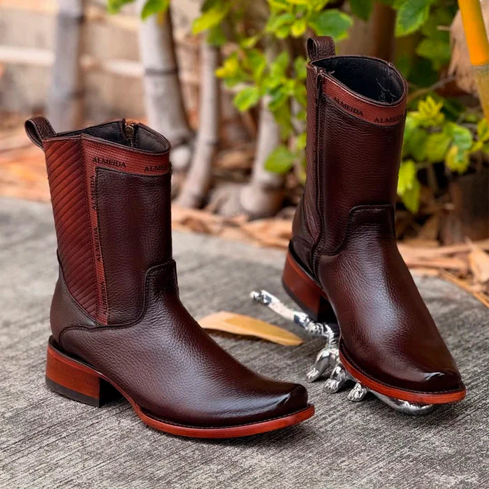 Kit Bota Almeida 3.0 em Couro Legítimo com Palmilha Ortopédica +BRINDES: Boné, Cinto e Carteira